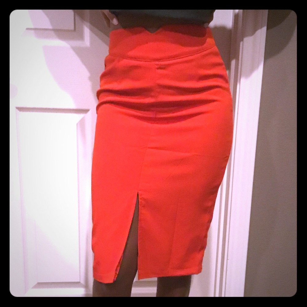 L’ ATISTE Red Orange Poppy Front Slit Pencil Skirt